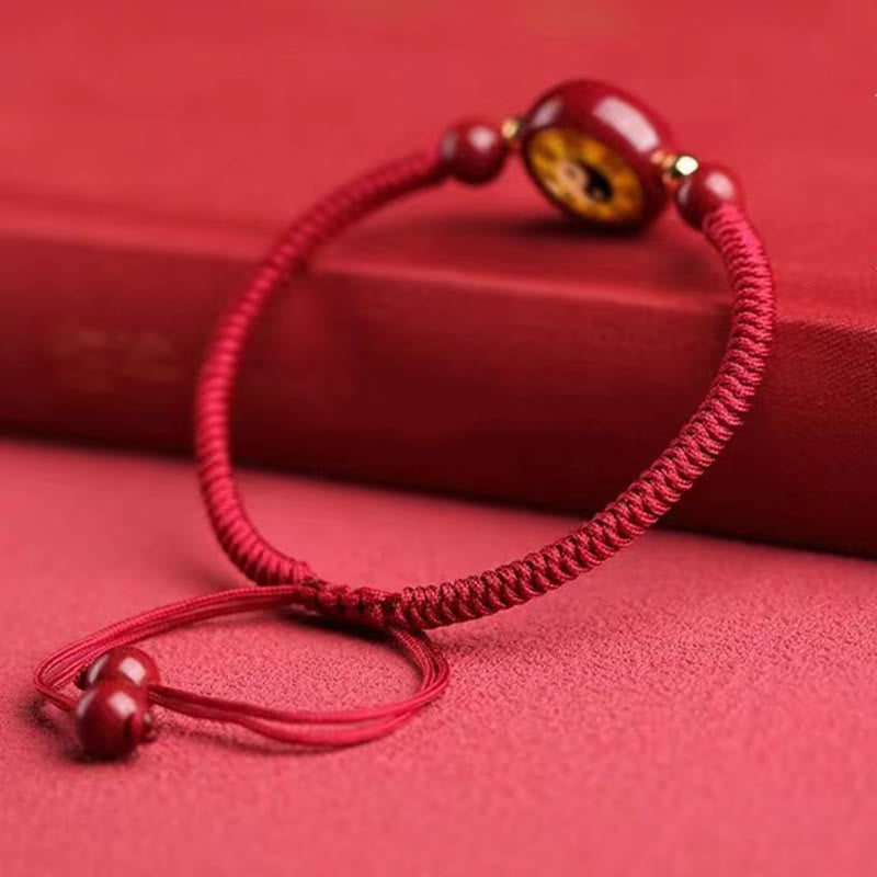 Bracelet porte-bonheur en Buddha Stones avec cordon rouge en cinabre et symbole Yin Yang Bagua - image 7