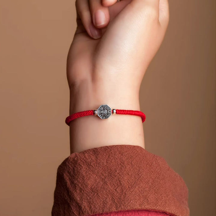 Bracelet de concentration en argent sterling 925 avec symbole Yin Yang Bagua et fil de cinabre de Buddha Stones