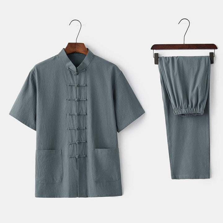 Ensemble Tang traditionnel en coton et lin avec haut à manches courtes et pantalon pour homme, couleur unie, avec boutons en forme de Buddha Stones - Gris Vert (Haut et Pantalon) - US/UK/AU44，EU54 (4XL)  - image 0