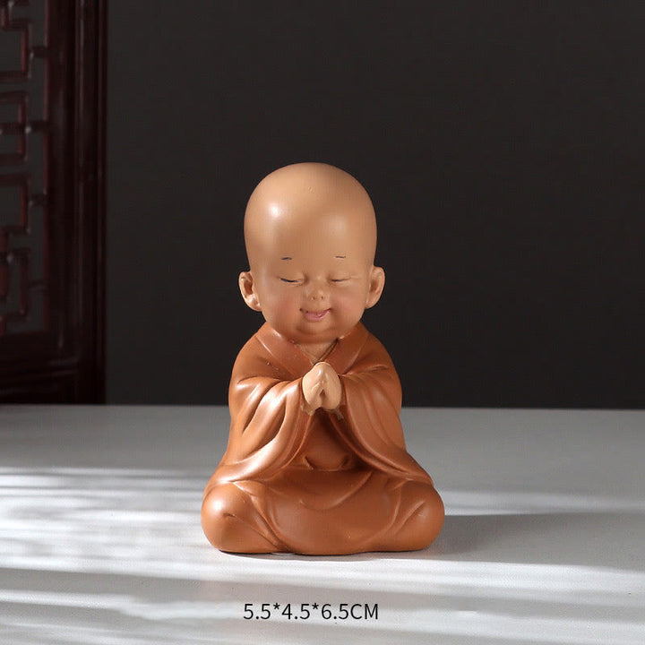 Buddha Stones Petite Mini Méditation Moine Priant Sérénité Résine Décoration de la Maison - Moine en prière 5,5 x 4,5 x 6,5 cm - image 2