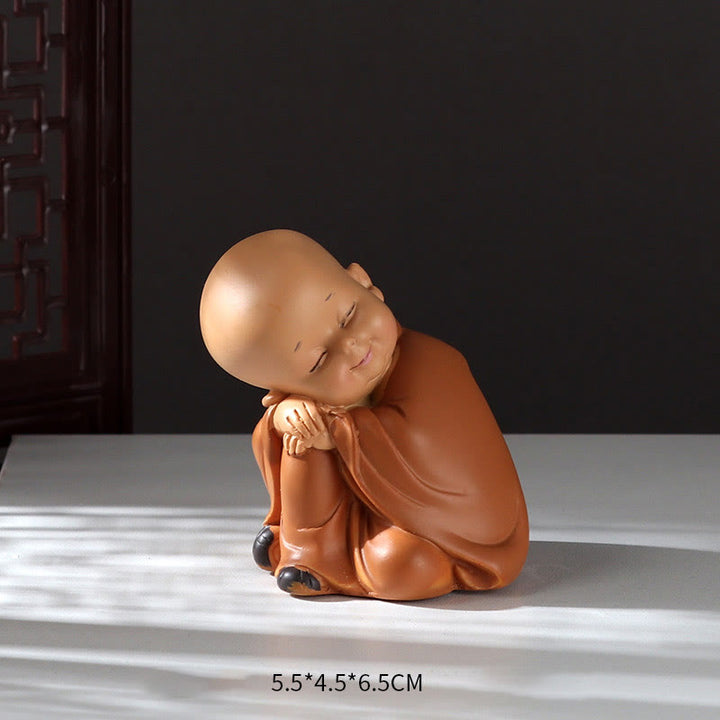 Buddha Stones Petite Mini Méditation Moine Priant Sérénité Résine Décoration de la Maison - Moine faisant la sieste 5,5 x 4,5 x 6,5 cm - image 4
