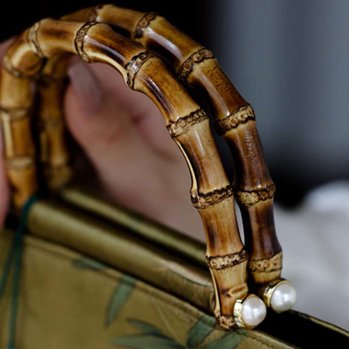Sac à main avec poignées en bambou et feuilles de bambou jaunes et vertes en Buddha Stones
