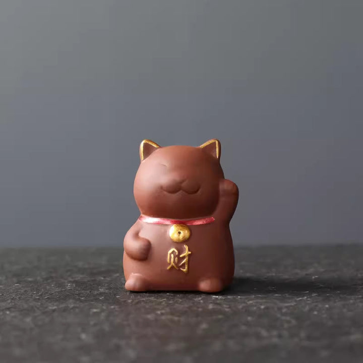 Figurine de chat porte-bonheur en Buddha Stones, mini chat porte-bonheur, thé pour animal de compagnie, décoration en argile violette - Rouge 4*3,8*5,5 cm - image 1