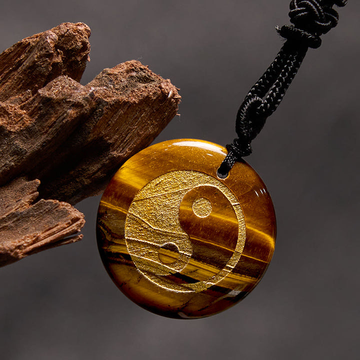 Collier pendentif spirituel Yin Yang en Buddha Stones en cristal varié, améthyste, œil de tigre, aventurine verte