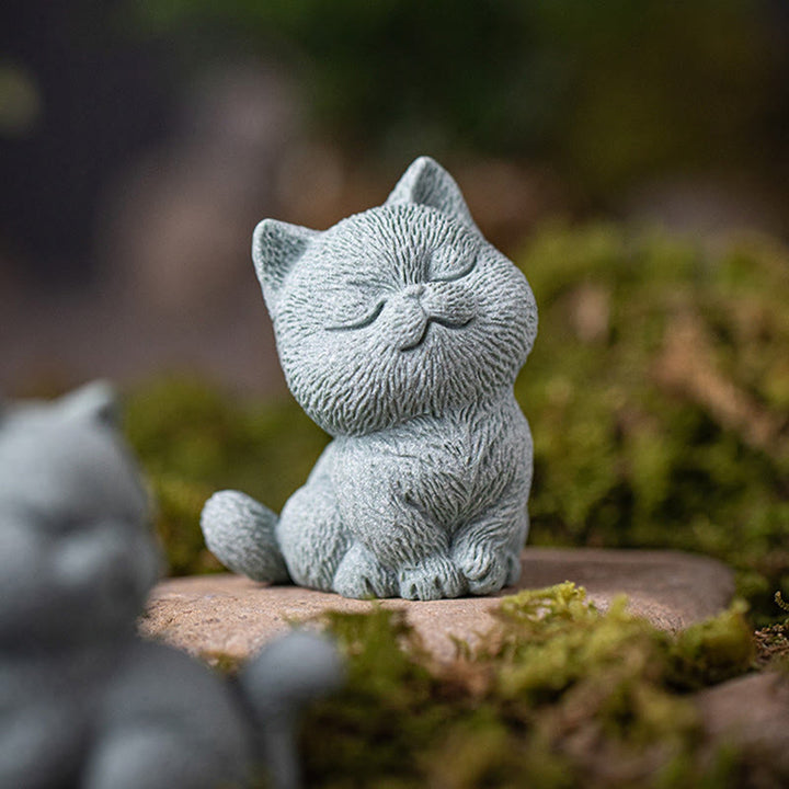 Buddha Stones Petit Chat Maison Thé Animal Figurine Décoration de Bureau - Chat aux yeux fermés 5,6 x 5 x 7,2 cm - image 1