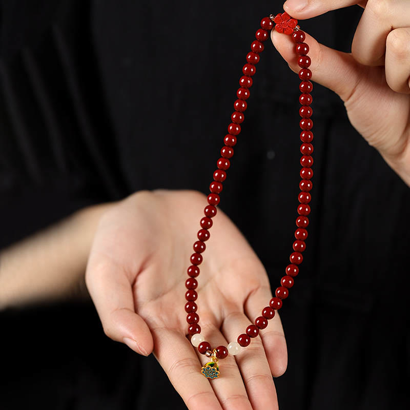 Bracelet de bénédiction à double tour avec breloque en forme de lotus et Buddha Stones