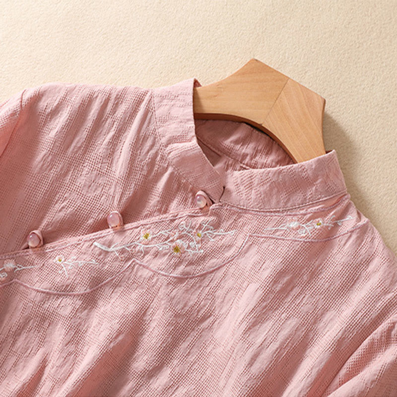 Chemise en coton et lin à manches courtes avec broderie de fleurs de prunier et Buddha Stones - image 2