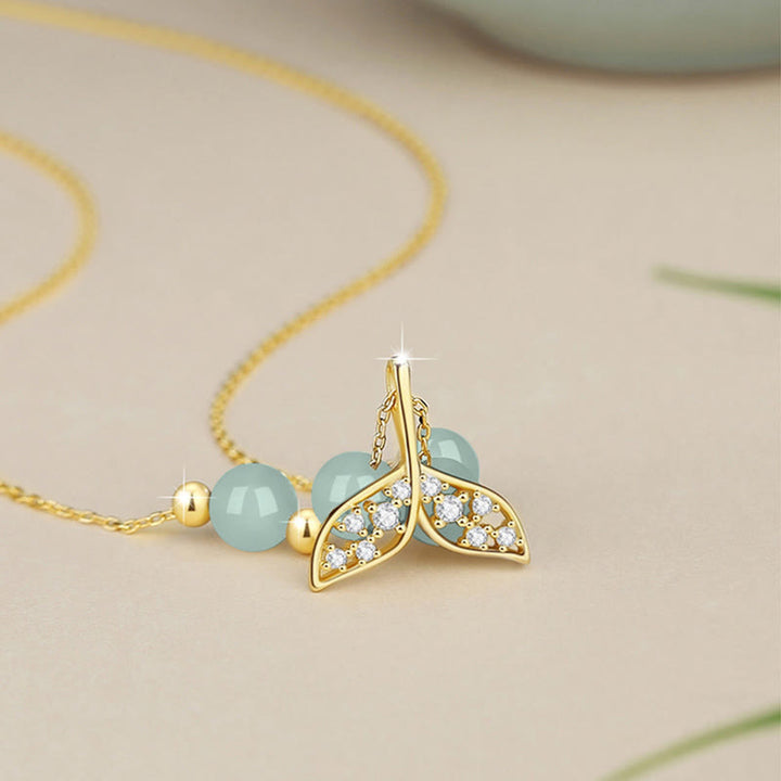Collier pendentif porte-bonheur en forme de queue de poisson en argent sterling 925 avec perles de jade Hetian et Buddha Stones