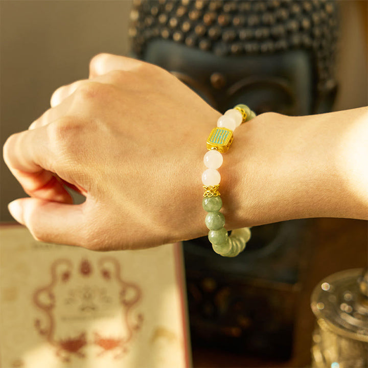 Bracelet d'abondance en Buddha Stones en jade vert naturel et agate blanche avec cinq écritures