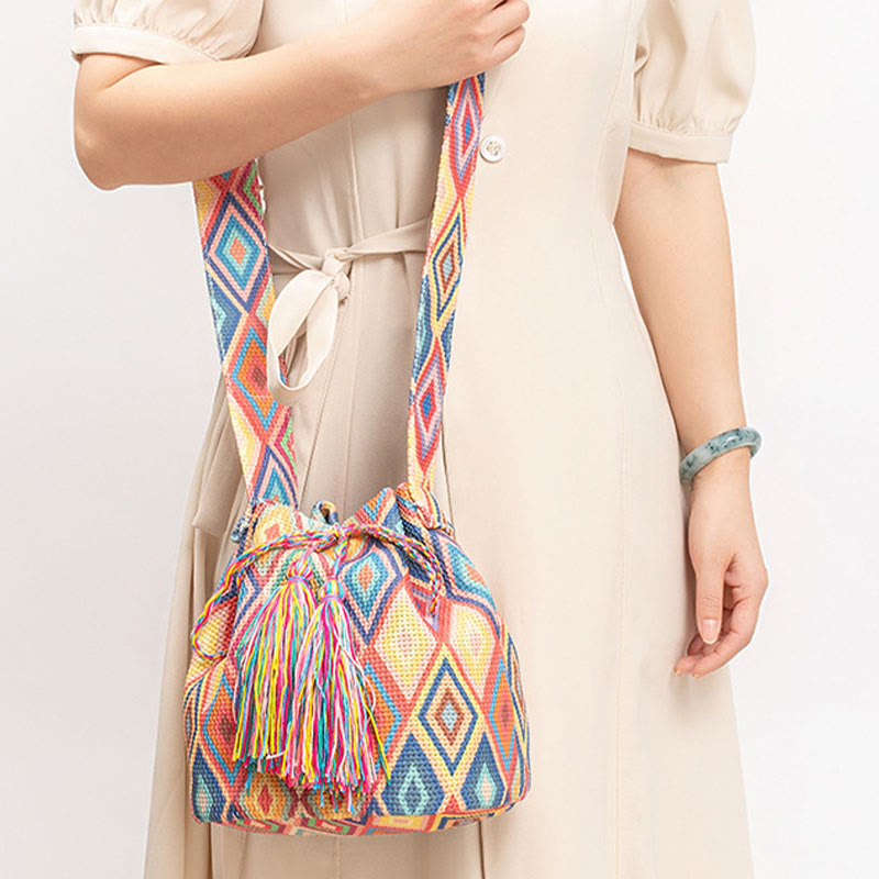 Sac à bandoulière en toile avec imprimé fleurs et Buddha Stones colorées