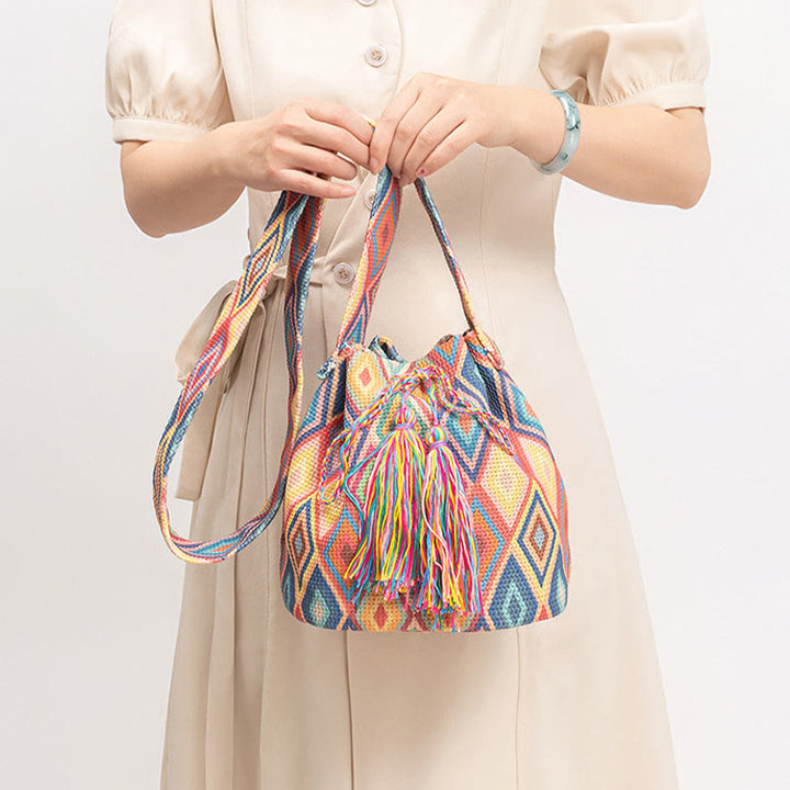 Sac à bandoulière en toile avec imprimé fleurs et Buddha Stones colorées