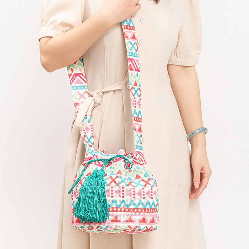 Sac à bandoulière en toile avec imprimé fleurs et Buddha Stones colorées