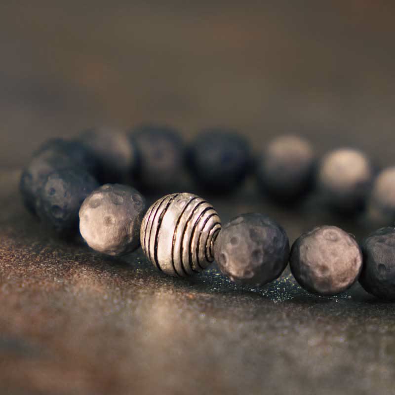 Bracelet de protection contre les météorites lunaires en obsidienne naturelle argentée et brillante de Buddha Stones