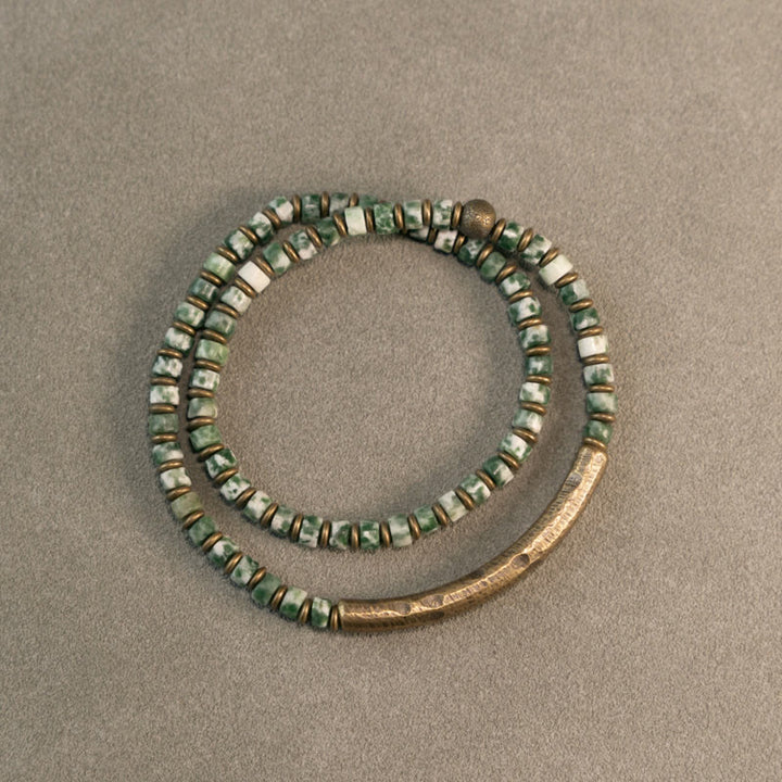 Bracelet de sagesse et d'harmonie en Buddha Stones avec image de sodalite et jaspe vert