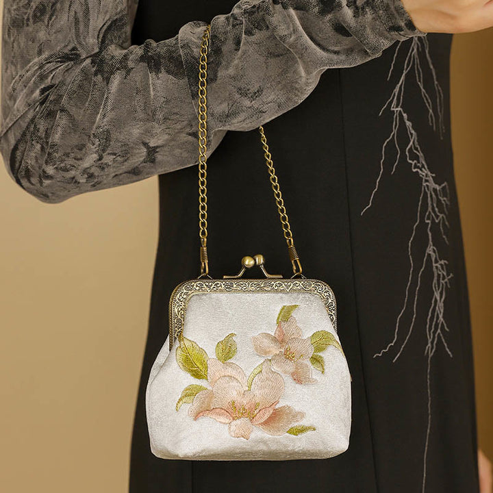 Sac à main avec poignée en métal et broderie de papillons et de pierres de Buddha Stones, orchidées, cerisier oriental
