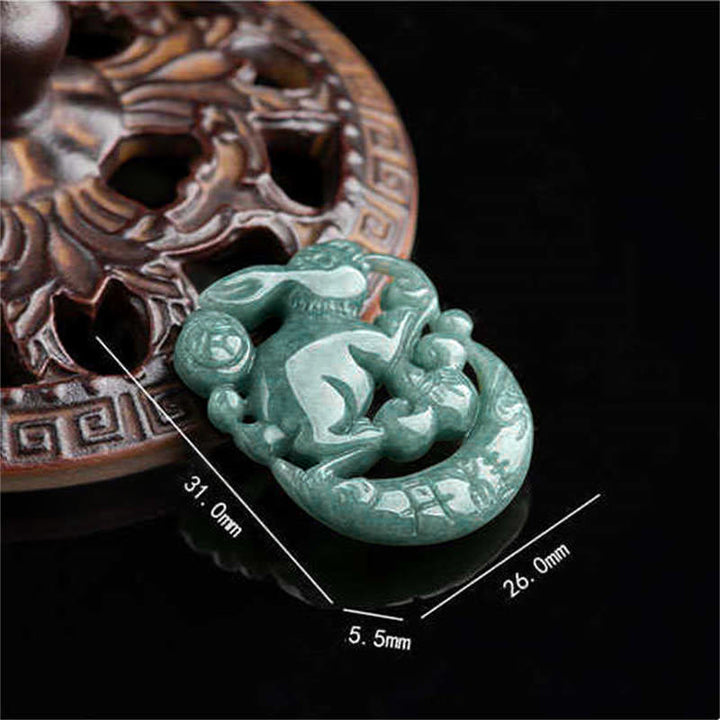 Collier pendentif croissant de lune porte-bonheur en jade de l'année du lapin