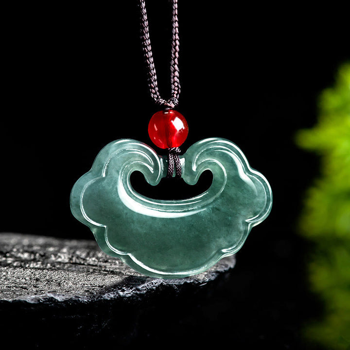 Collier pendentif porte-bonheur en jade vert naturel Buddha Stones