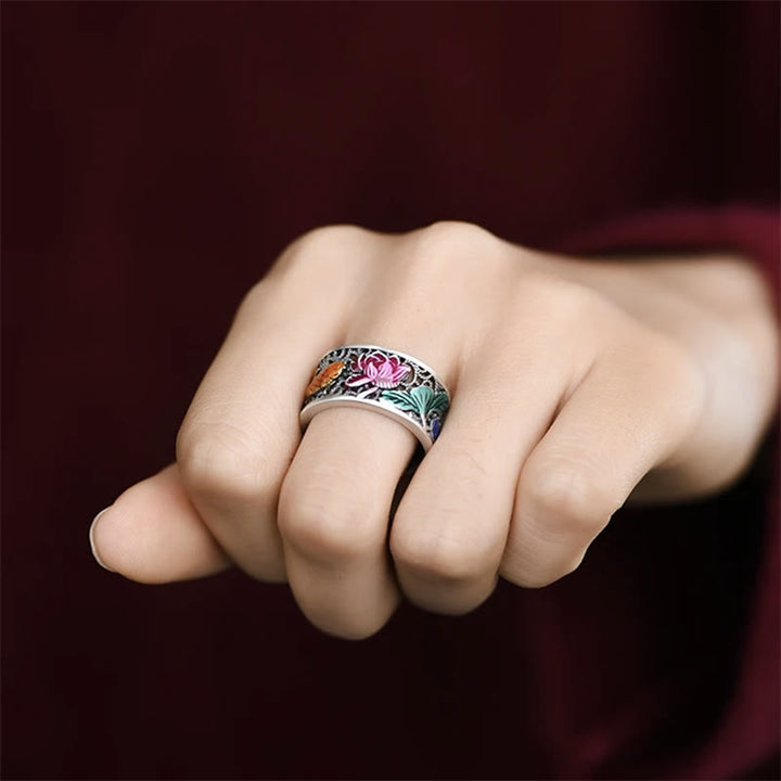 Bague porte-bonheur en cuivre et émail bleu avec Buddha Stones et cœur de lotus Sutra Koi