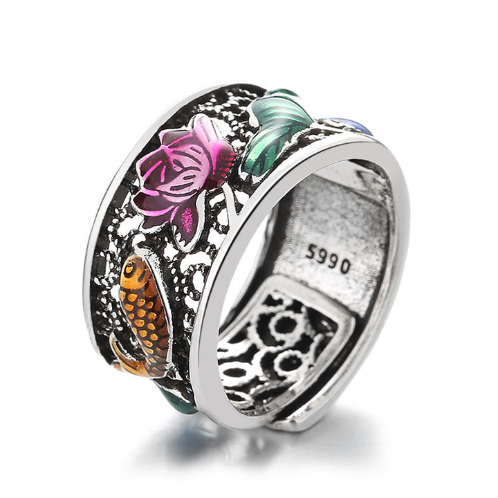 Bague porte-bonheur en cuivre et émail bleu avec Buddha Stones et cœur de lotus Sutra Koi