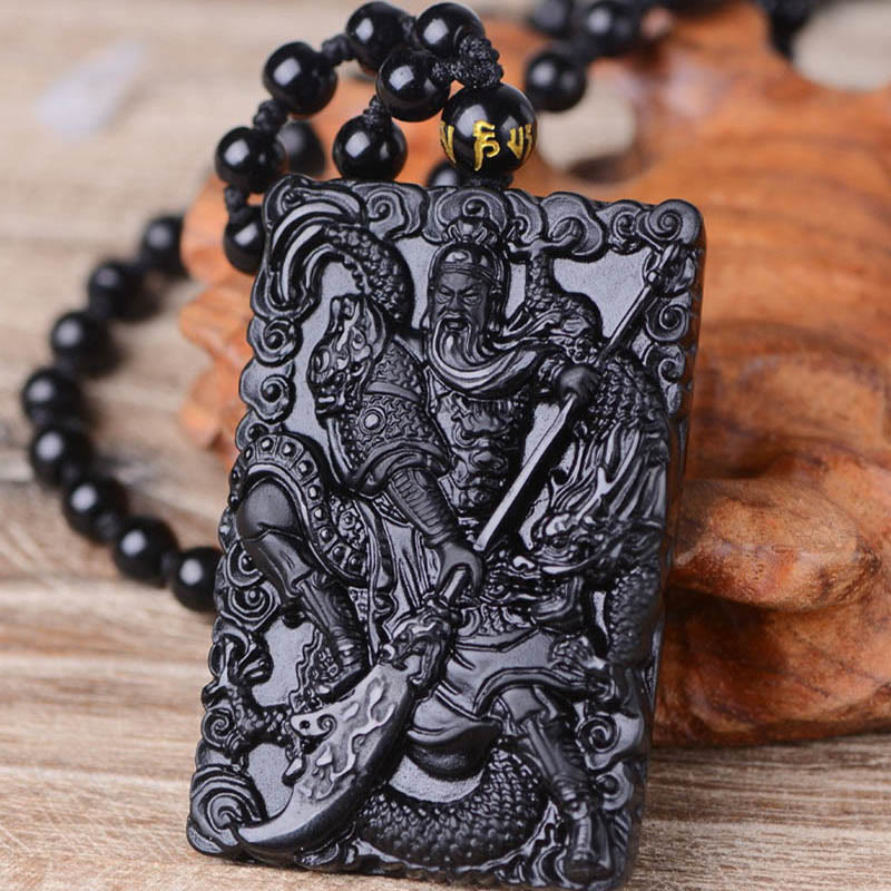 Collier pendentif amulette Guan Gong en obsidienne noire avec Buddha Stones gravées