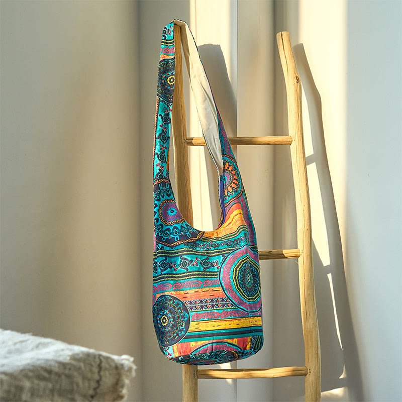 Sac à bandoulière en coton à motif de fleurs bleues Buddha Stones