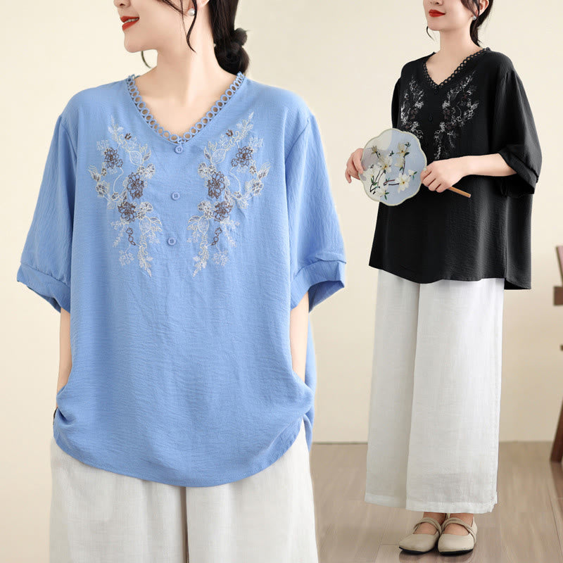 T-shirt à manches courtes et col en V avec broderie florale et Buddha Stones
