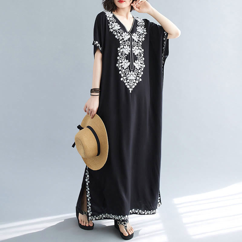 Robe longue d'été à manches courtes et col en V avec broderies de fleurs et Buddha Stones - image 8