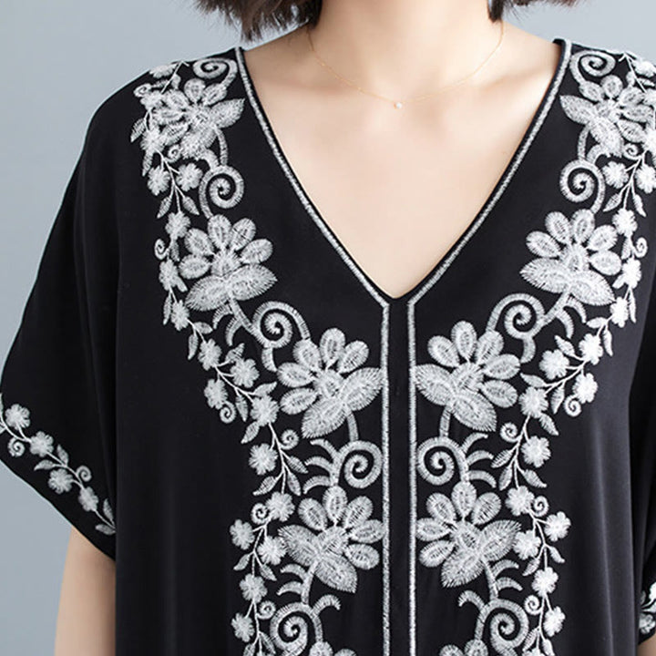 Robe longue d'été à manches courtes et col en V avec broderies de fleurs et Buddha Stones - image 5