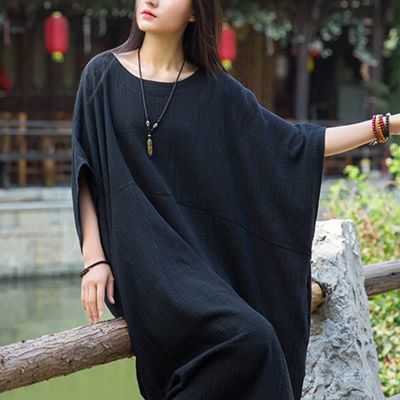 Robe longue ample à manches chauve-souris et poches de couleur unie avec Buddha Stones