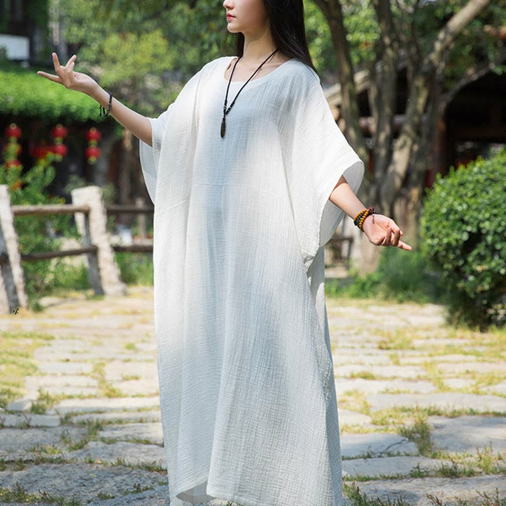 Robe longue ample à manches chauve-souris et poches de couleur unie avec Buddha Stones