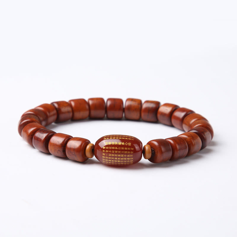 Bracelet de force en agate rouge et corne de mouton avec Buddha Stones d'os tibétaines et perles dzi à trois yeux