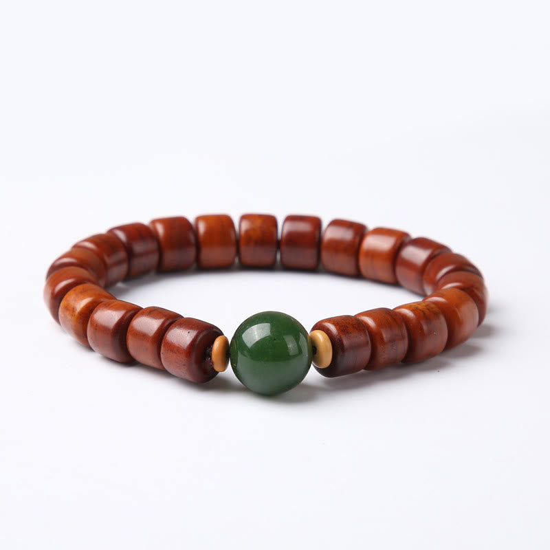 Bracelet de force en agate rouge et corne de mouton avec Buddha Stones d'os tibétaines et perles dzi à trois yeux