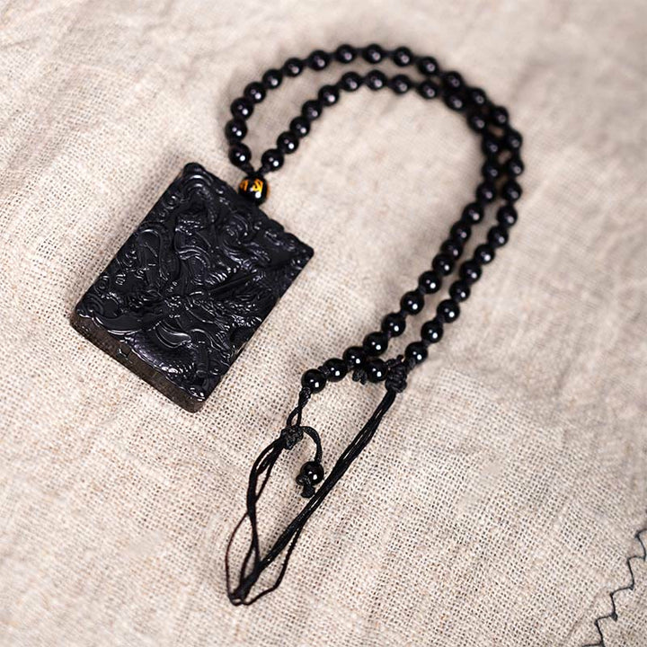 Collier pendentif amulette Guan Gong en obsidienne noire avec Buddha Stones gravées