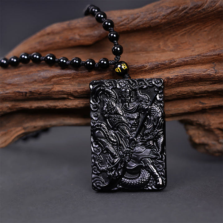 Collier pendentif amulette Guan Gong en obsidienne noire avec Buddha Stones gravées