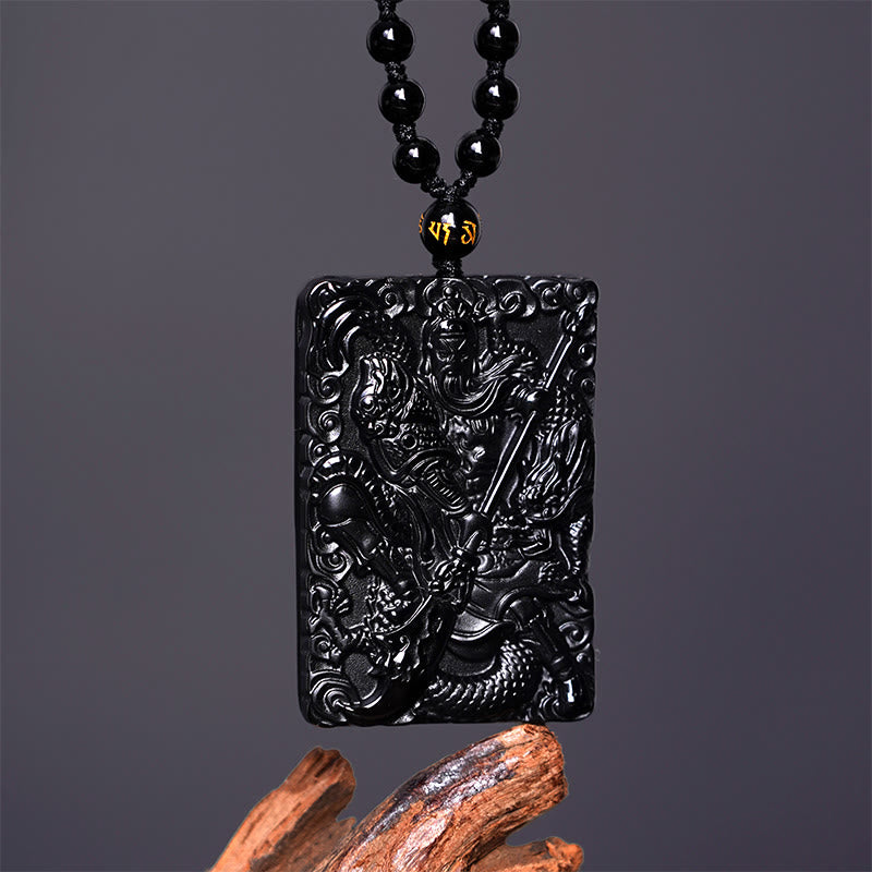 Collier pendentif amulette Guan Gong en obsidienne noire avec Buddha Stones gravées