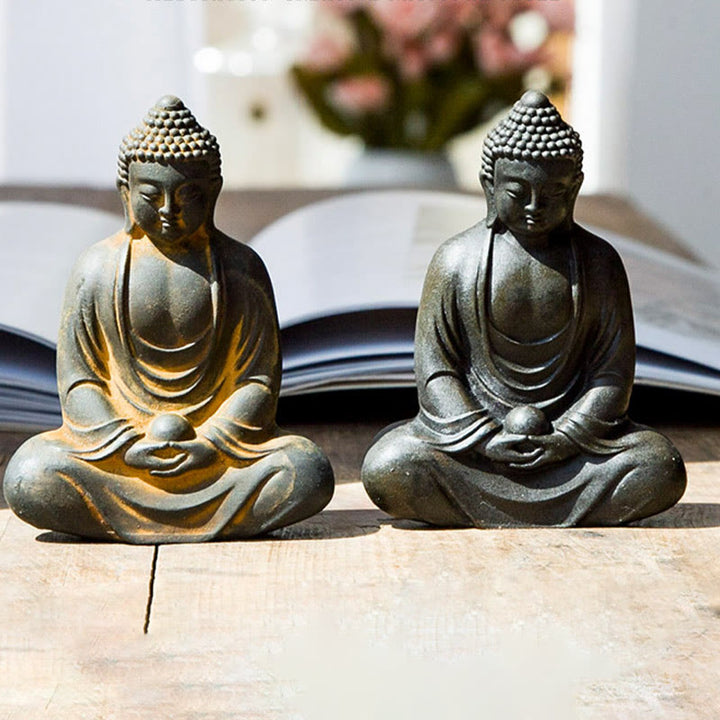 Buddha Stones Bouddha tibétain en méditation Poudre de fer Rouille Statue en résine coulée Décoration de sérénité - image 1