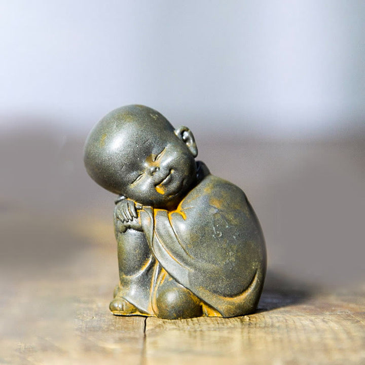 Statue de Buddha Stones, petit moine méditant, poudre de fer, rouille, résine coulée, décoration de bureau
