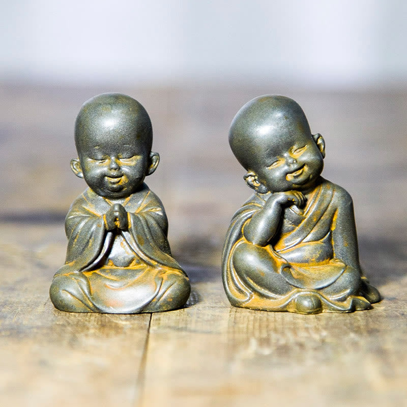 Statue de Buddha Stones, petit moine méditant, poudre de fer, rouille, résine coulée, décoration de bureau - image 1