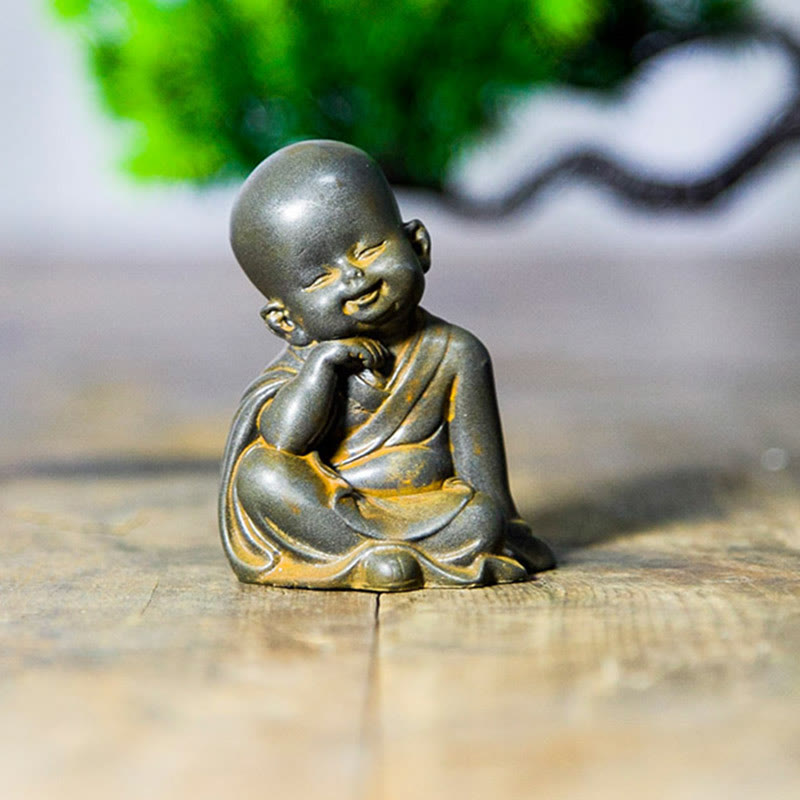 Statue de Buddha Stones, petit moine méditant, poudre de fer, rouille, résine coulée, décoration de bureau - image 5