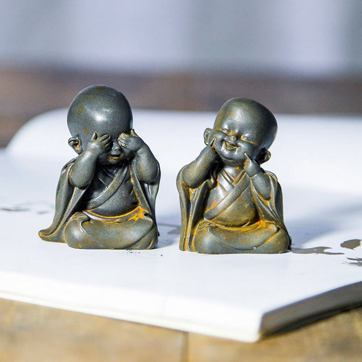 Statue de Buddha Stones, petit moine méditant, poudre de fer, rouille, résine coulée, décoration de bureau