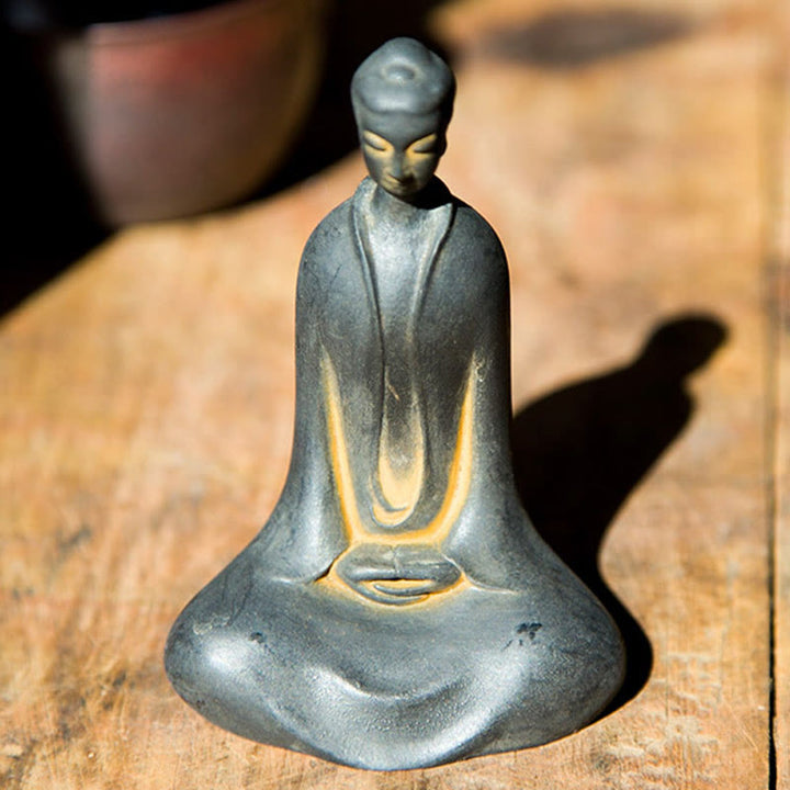 Statue de Buddha Stones Sakyamuni en résine moulée à la main en poudre de fer et rouille Décoration de la maison