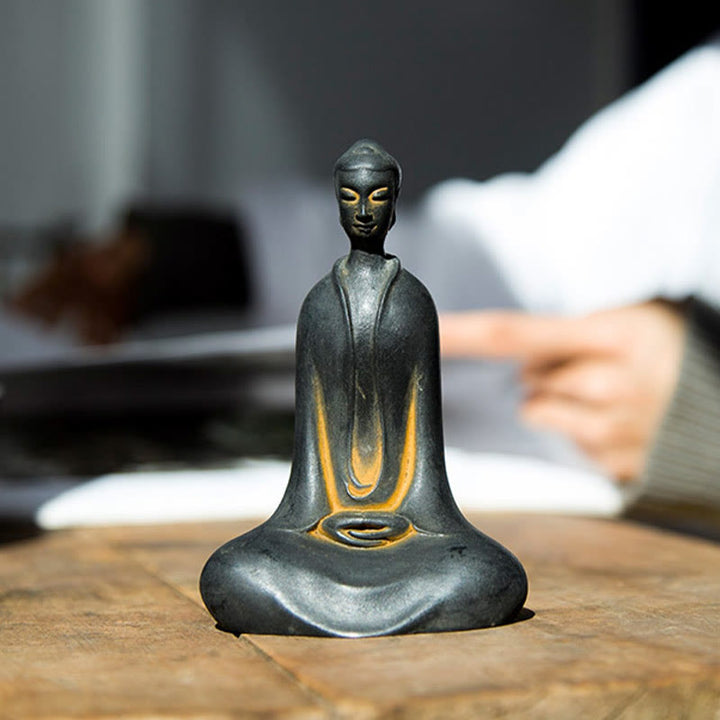 Statue de Buddha Stones Sakyamuni en résine moulée à la main en poudre de fer et rouille Décoration de la maison