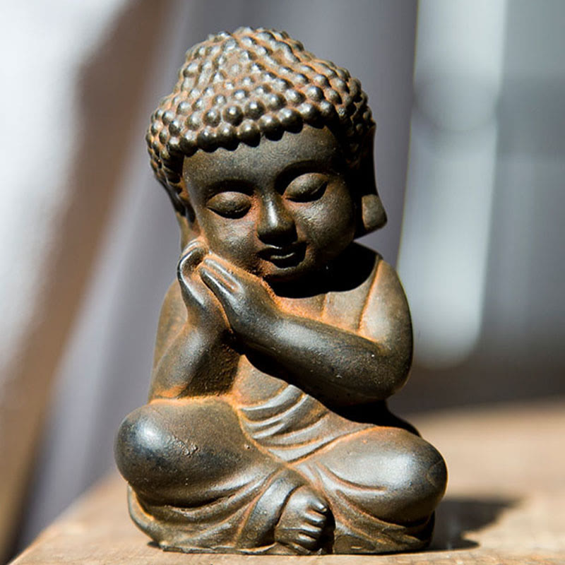 Statue de Buddha Stones Sakyamuni en résine moulée à la main en poudre de fer et rouille