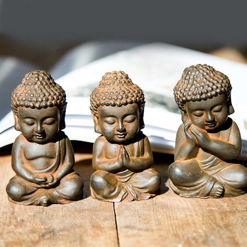 Statue de Buddha Stones Sakyamuni en résine moulée à la main en poudre de fer et rouille