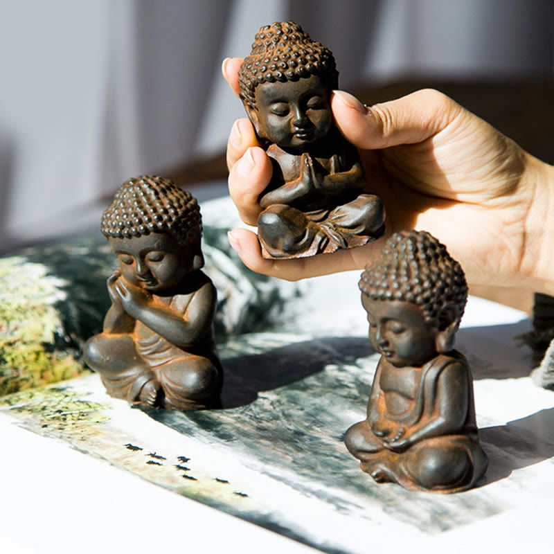 Statue de Buddha Stones Sakyamuni en résine moulée à la main en poudre de fer et rouille