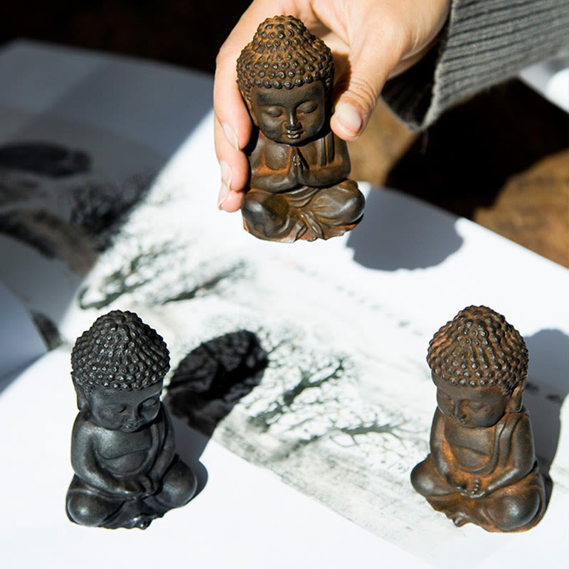 Statue de Buddha Stones Sakyamuni en résine moulée à la main en poudre de fer et rouille