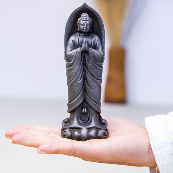 Buddha Stones faites à la main Sakyamuni Bouddha Namaste Poudre de fer Rouille Statue en résine coulée Décoration