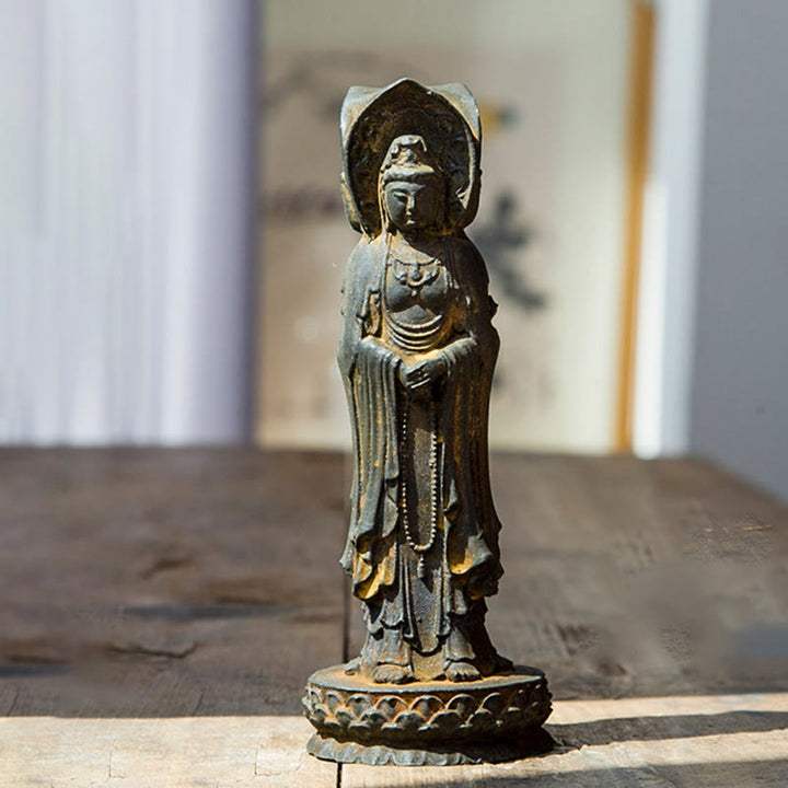 Statue de Buddha Stones en résine coulée à trois côtés Kwan Yin Avalokitesvara en poudre de fer et rouille Décoration de bureau - image 1