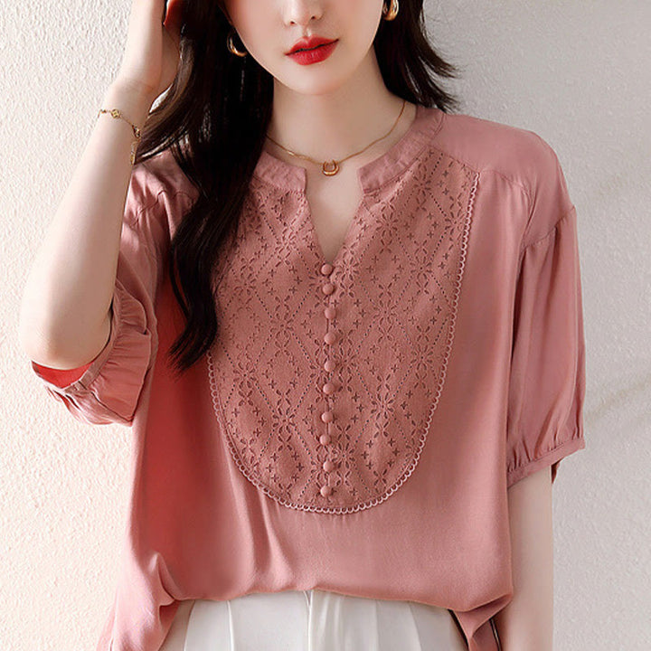 T-shirt à manches courtes et col en V avec boutons roses et Buddha Stones - image 13