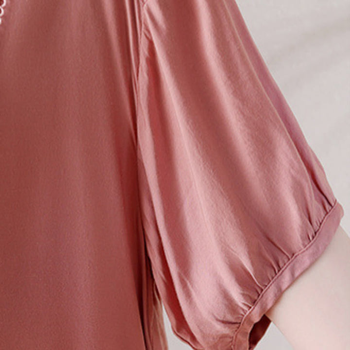 T-shirt à manches courtes et col en V avec boutons roses et Buddha Stones - image 7